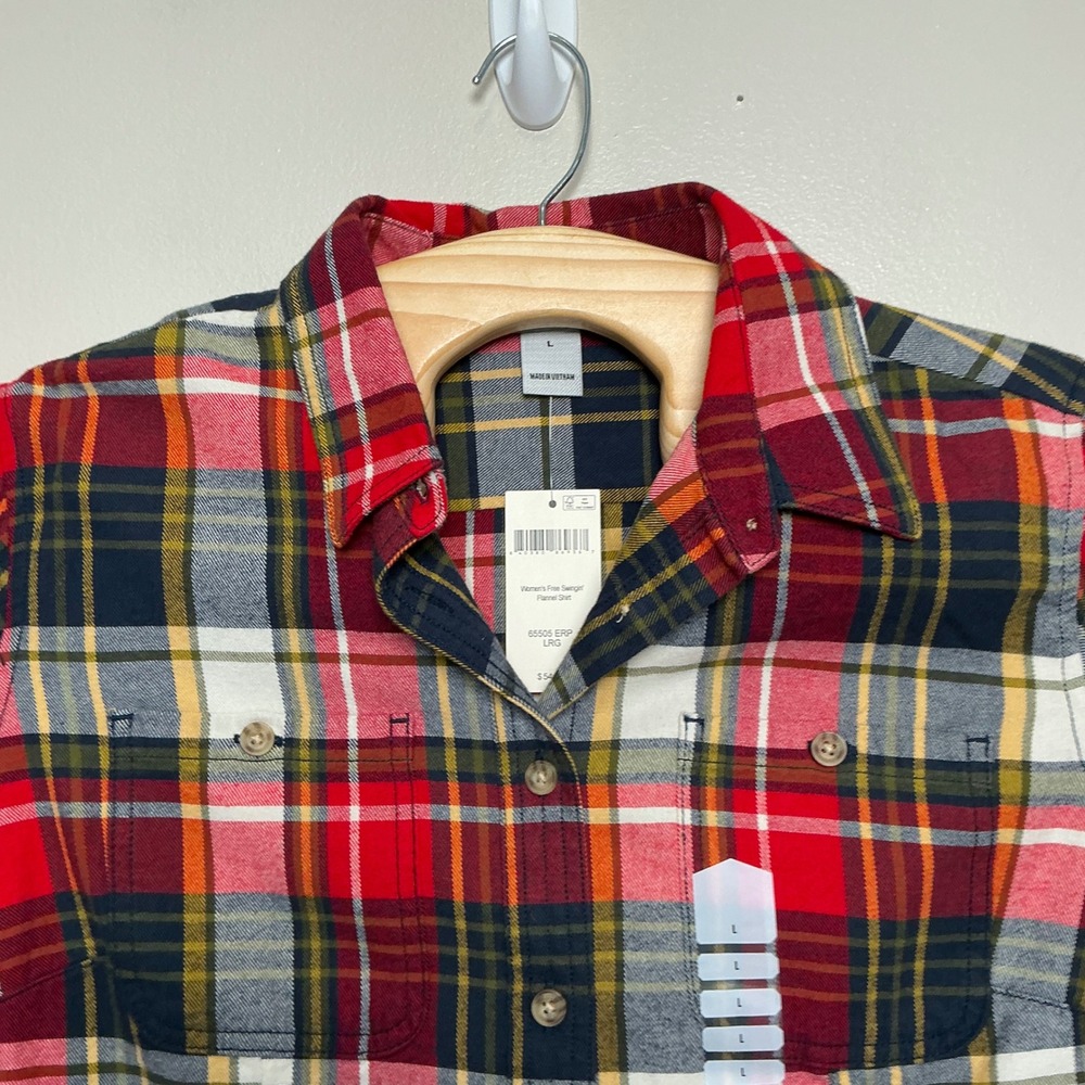 Duluth Trading Co Flannel Shirt Mens L Red Plaid Free Swingin' Cotton NWT - Picture 3 of 7